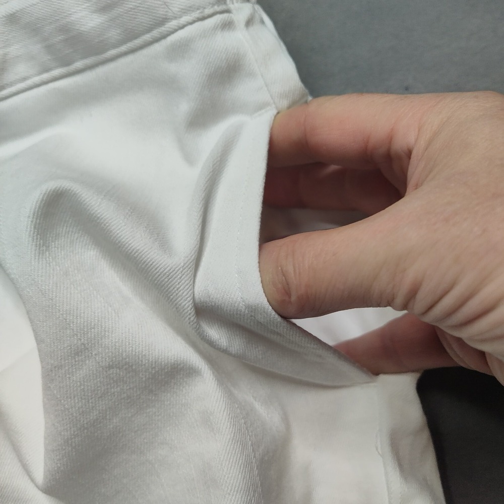 Alfred Dunner Classics Women‎ Plus 24W Pull-On White Denim Capri Pants NEW - Picture 3 of 9